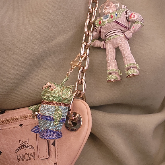 Meet your Posher, Krystle - Picture 17 of 17